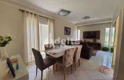 Casa residencial disponível para venda no bairro jardim holanda em uberlândia - mg.