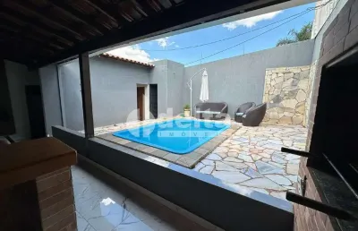 Casa residencial disponível para venda no bairro cidade jardim em uberlândia-mg.