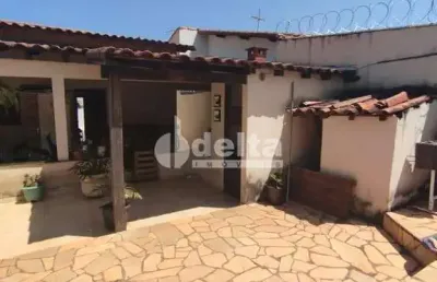 Casa residencial disponível para venda no bairro santa mônica em uberlândia-mg