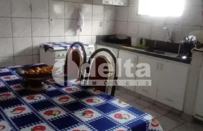 Casa residencial  disponível para venda no bairro tibery em uberlândia-mg