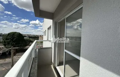 Cobertura disponível para venda no bairro segismundo pereira em uberlândia-mg