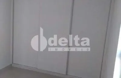 Casa residencial disponível para venda no bairro martins em uberlândia-mg