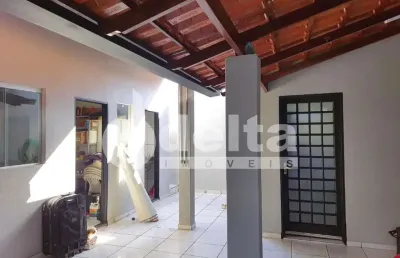 Casa residencial disponível para venda no bairro alto umuarama em uberlândia-mg