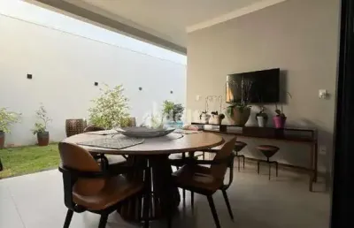 Casa residencial disponível para venda no bairro alto umuarama em uberlândia-mg