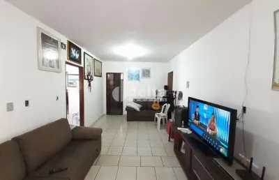 Casa residencial disponível para venda no bairro laranjeiras em uberlândia-mg