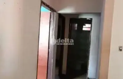 Casa residencial disponível para venda no bairro granada em uberlândia-mg
