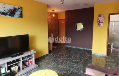 Casa comercial disponível para venda no bairro jardim brasília em uberlândia-mg