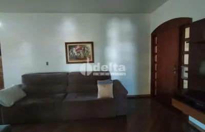 Casa residencial disponível para venda no bairro vigilato pereira em uberlândia-mg