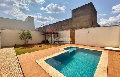 Casa residencial disponível para venda no bairro alto umuarama em uberlândia-mg
