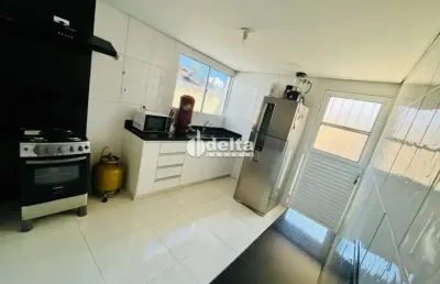 Casa residencial disponível para venda no bairro presidente roosevelt em uberlândia-mg