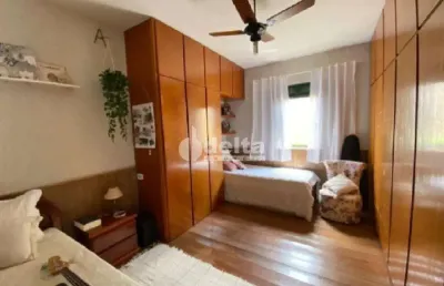 Casa residencial disponível para venda no bairro tibery em uberlândia-mg