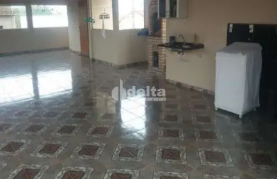 Casa residencial disponível para venda no bairro cidade jardim em uberlândia-mg