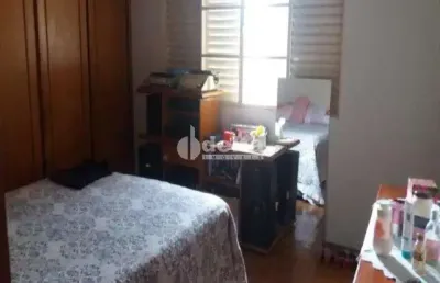 Casa residencial  disponível para venda no bairro santa mônica em uberlândia-mg