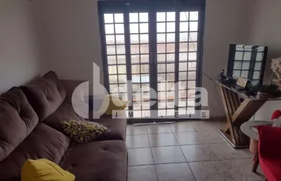 Casa residencial disponível para venda no bairro tibery em uberlândia-mg
