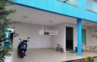 Casa disponível para locação e venda no bairro jardim patrícia em uberlândia-mg