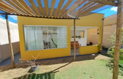 Casa residencial  disponível para venda no bairro santa mônica em uberlândia-mg
