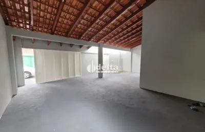 Casa disponível para venda no bairro jardim holanda em uberlândia mg