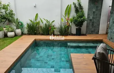 Casa no condomínio raros alto umuarama disponível para venda em uberlândia-mg