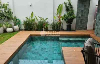 Casa no condomínio raros alto umuarama disponível para venda em uberlândia-mg