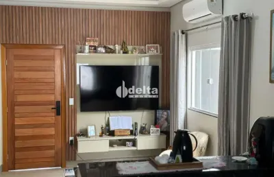 Casa residencial disponível para venda no bairro santa rosa em uberlândia-mg
