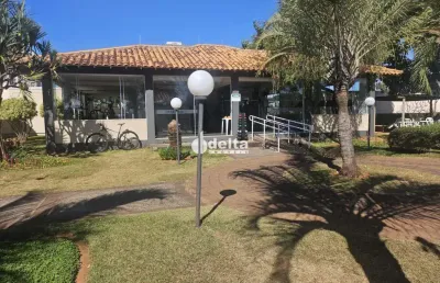 Casa no condomínio the palms disponível para venda em uberlândia-mg