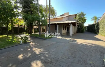Casa disponível para venda no bairro cidade jardim em uberlândia mg