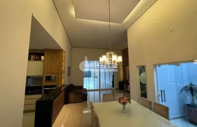 Casa disponível para venda no bairro alto umuarama em uberlândia mg