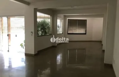 Prédio disponível para venda no bairro tabajaras em uberlândia-mg