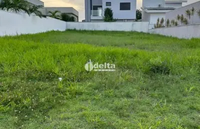 Terreno em condomínio disponível para venda no bairro jardim sul em uberlândia-mg
