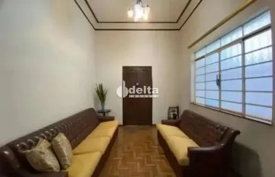 Casa disponível para venda no bairro centro em uberlândia mg