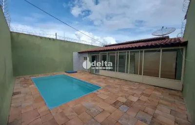 Casa disponível para venda no bairro nossa senhora das graças em uberlândia mg