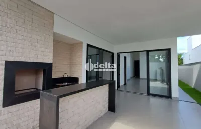 Casa no condomínio splendido disponível para venda em uberlândia-mg