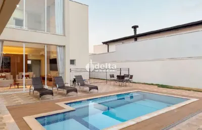 Casa no condomínio reserva dos ipês disponível para venda em uberlândia-mg