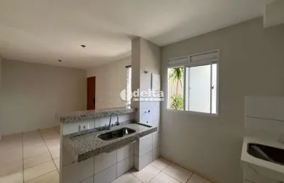 Apartamento térreo disponível para venda de 2/4 no bairro jardim holanda em uberlândia-mg
