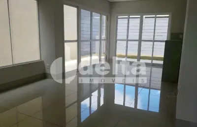 Casa no condomínio village paradiso ii disponível para venda e locação em uberlândia-mg