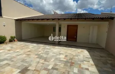 Casa disponível para venda no bairro brasil em uberlândia mg