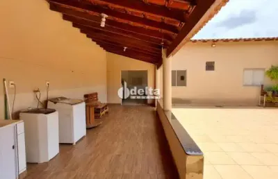 Casa residencial  disponível para venda no bairro são jorge em uberlândia-mg
