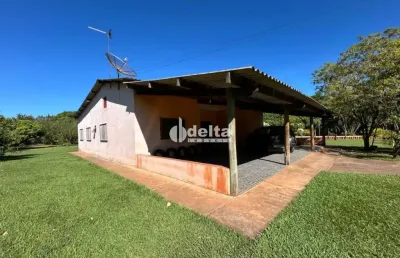 Chácara disponível para venda no bairro jockey camping em uberlândia-mg