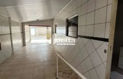 Casa disponível para venda no bairro santa luzia em uberlândia mg