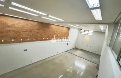 Loja disponível para locação e venda no bairro cazeca em uberlândia-mg