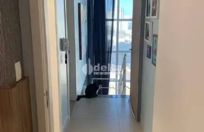 Apartamento disponível para venda no bairro osvaldo rezende em uberlândia-mg