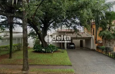 Casa disponível para venda no bairro jardim karaíba em uberlândia mg
