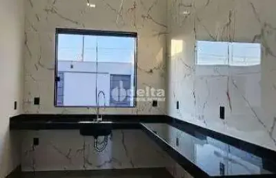 Casa residencial disponível para venda no bairro jardim brasília em uberlândia-mg