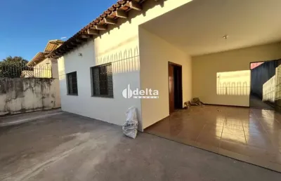 Casa residencial disponível para locação e venda no bairro santa mônica em uberlândia-mg.