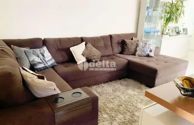 Apartamento disponível para venda no bairro tabajaras em uberlândia-mg