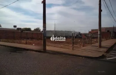 Área disponível para venda no bairro jardim ipanema em uberlândia mg