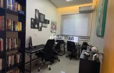 Casa no condomínio splendido disponível para venda no bairro morada da colina em uberlândia-mg