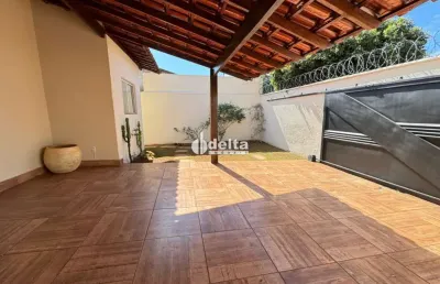 Casa disponível para venda no bairro granada em uberlândia mg
