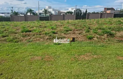 Terreno disponível para venda no bairro gávea em uberlândia-mg.