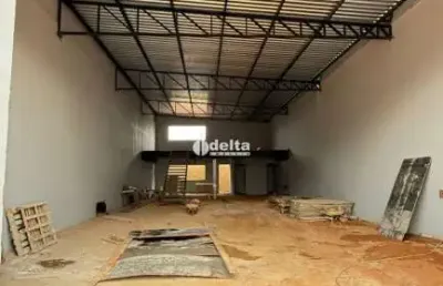 Galpão disponível para locação e venda no bairro jardim holanda em uberlândia - mg